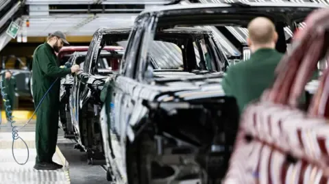 JLR Vendor Network Workers Allegedly Told to Register for Government Benefits, Union Claims
