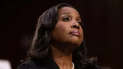US Appeals Court Blocks President Trump from Dismissing Lisa Cook