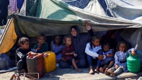 Cataclysmic Conditions in Gaza City while Military Forces Continue Operations