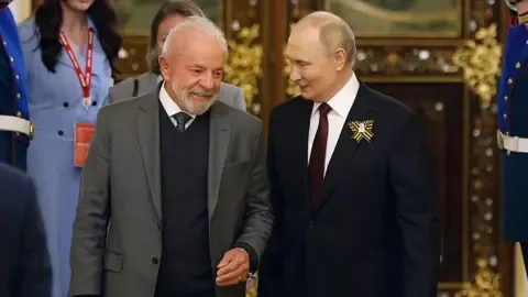 Brazil’s Leader Luiz Inácio Lula da Silva Declares There Is No Connection With Donald Trump