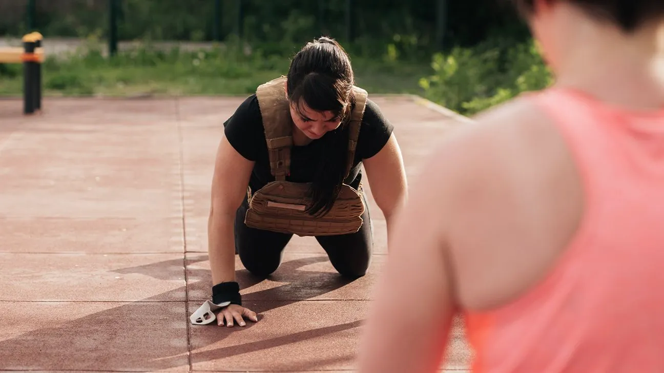 Loaded Vest Training Could Improve Workout Results, But Fat Reduction Outcomes Seem Debatable