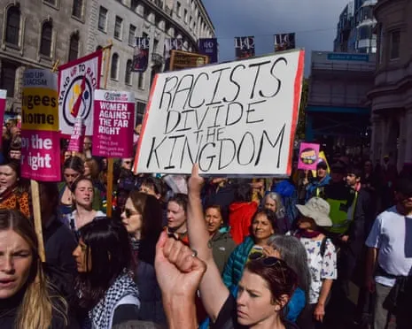 Britain Confronts 'Clash of Our Times' After Radical March, States Keir Starmer