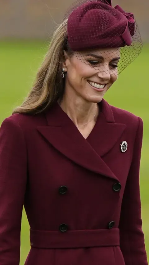 The First Lady’s Hat, Kate’s Feather Brooch and Additional Remarkable Looks Thus Far